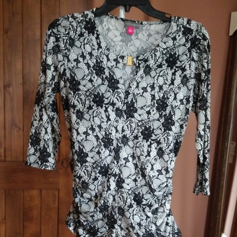 Gorgeous Vince casual top